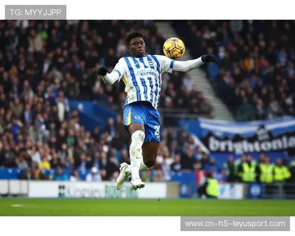 巴莱巴与主帅争执：足球场上的火花与深意